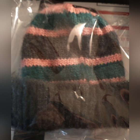 TOPSHOP Ribbed & Cuffed Beanie NEW WITH TAGS - Picture 7 of 8